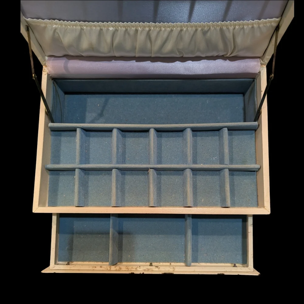 60s Mele & Co. Large Cream W Blue Interior, 3 Tiered, Pop Out Drawer Jewelry Box